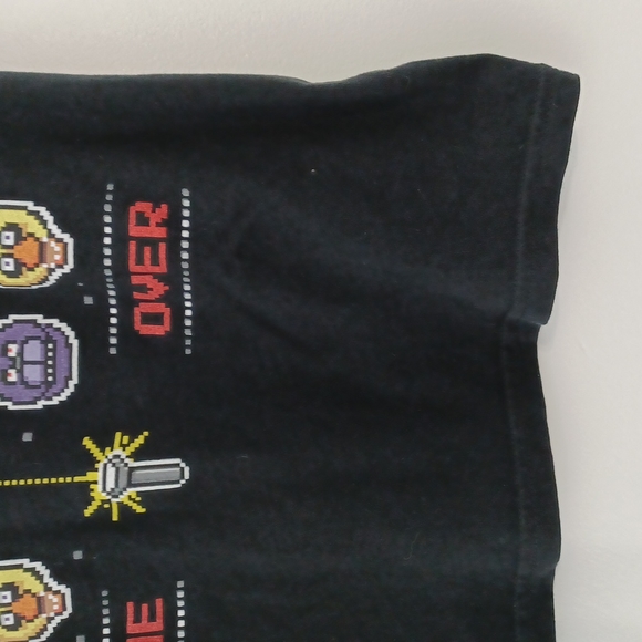 ✨3/$25✨Youth "Five Nights At Freddy's" Game Tee - M (7/8) - Picture 4 of 7